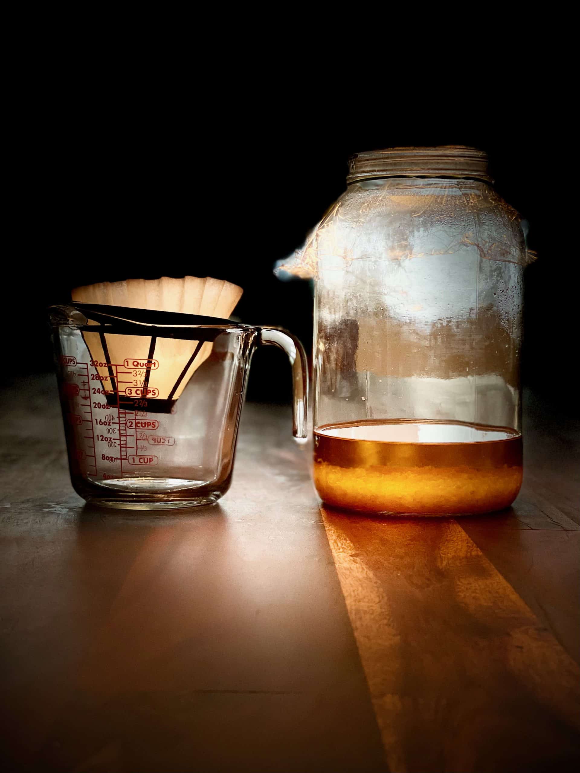 Filtering Lemon Infusion Filtering Lemon Infusion